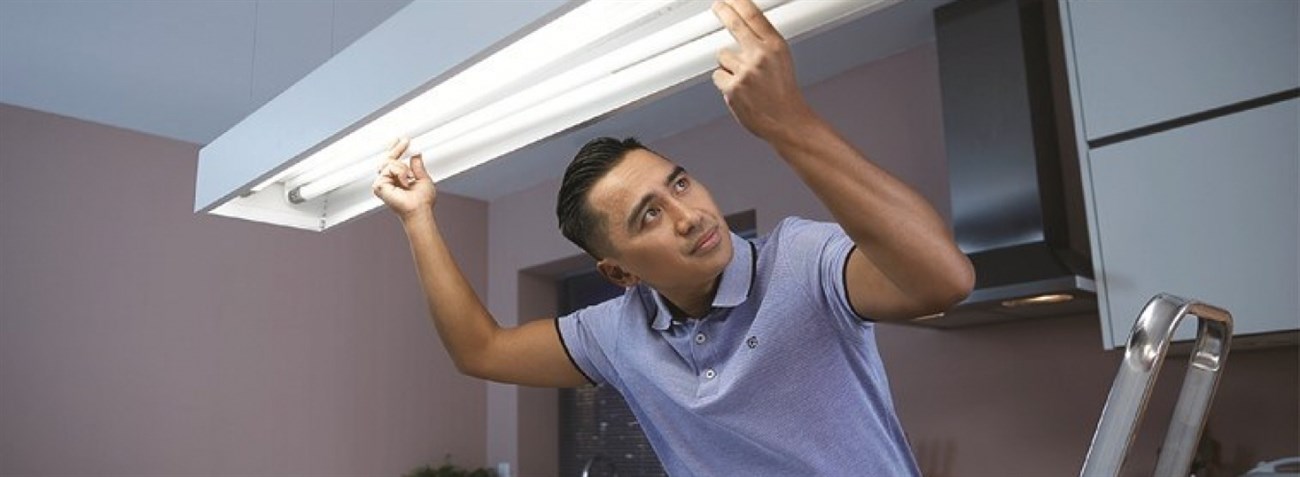 Cách lắp đèn LED bán nguyệt
