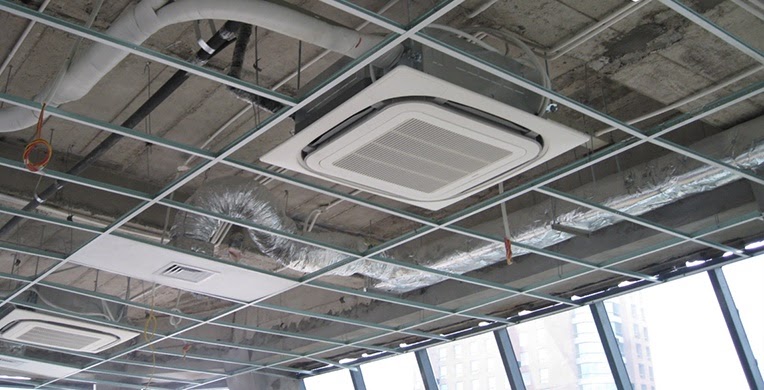 Điều hòa âm trần cấu tạo bởi dàn nóng, lạnh, ống dẫn gas, hệ thống dây điện, điều khiển