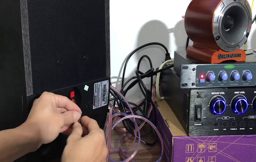 Nếu bạn có nhiều thiết bị loa và muốn dùng cùng lúc thì nên lắp loa Treble theo mạch được thiết kế