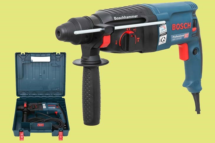 Máy khoan búa điện Bosch GBH 2-26 DRE 800W được đóng gói chỉn chu trong hộp nhựa chắc chắn
