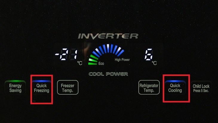 Nhấn và giữ nút Quick Freezing đồng thời ở ngăn đá, ngăn mát cho đến khi nghe tiếng bíp
