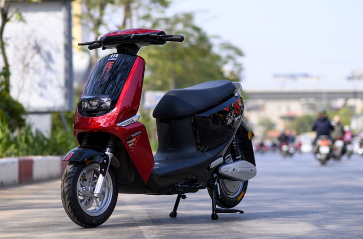 Bạn hãy đảm bảo làm khô xe điện hoàn toàn sau khi rửa để tránh nước còn đọng lại, gây chập điện bình ắc quy