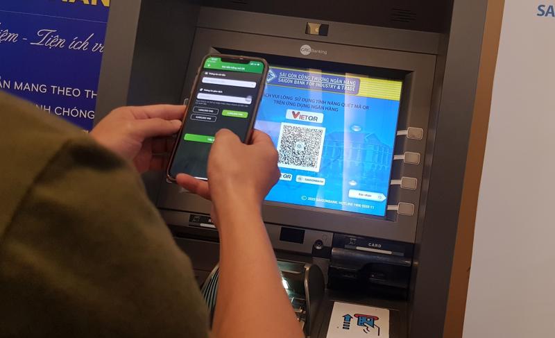 Cách rút tiền không cần thẻ tại ATM ngân hàng