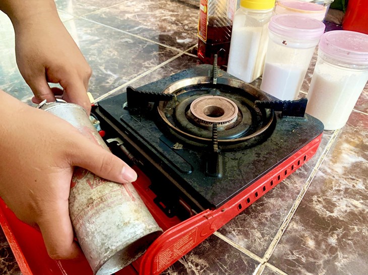 Nếu ga bị rỉ sét, bạn hãy tiến hành thay mới ga nha