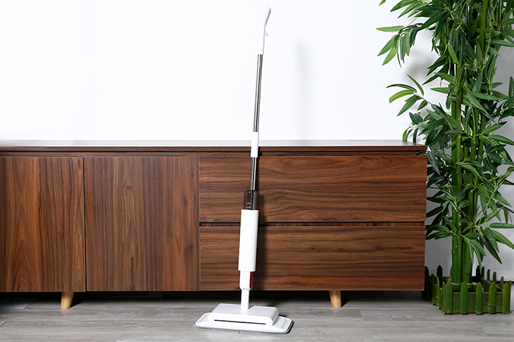 Kiểm tra kỹ lượng nước trong bình nước
