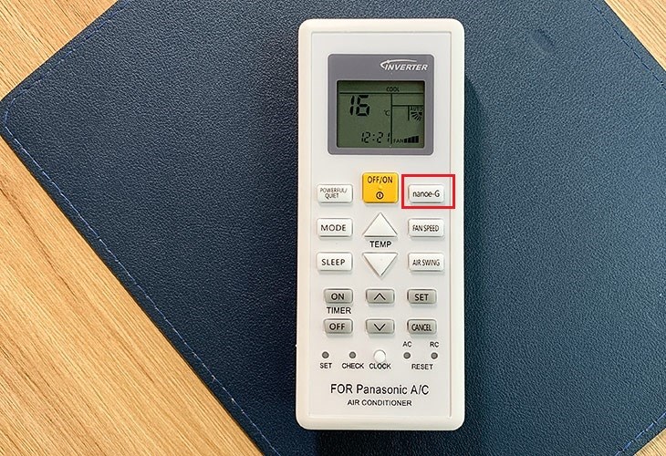 Chế độ Nanoe-G trên máy lạnh Panasonic có thể dễ dàng điều chỉnh bằng nút ấn trên remote