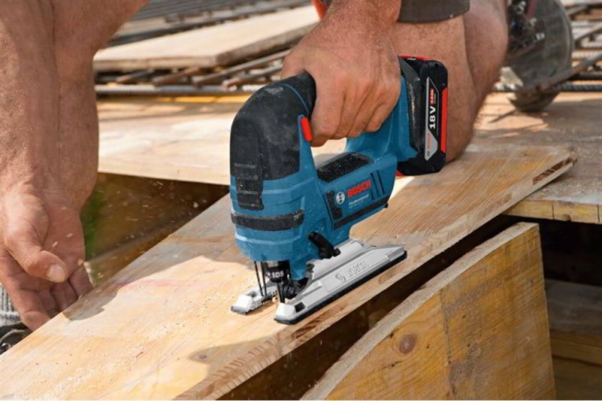 Tránh để pin ở những nơi có ánh nắng trực tiếp để pin không bị nổ
