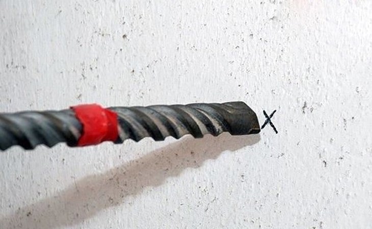 Chọn khu vực khoan thoáng đãng và có ánh sáng đầy đủ.