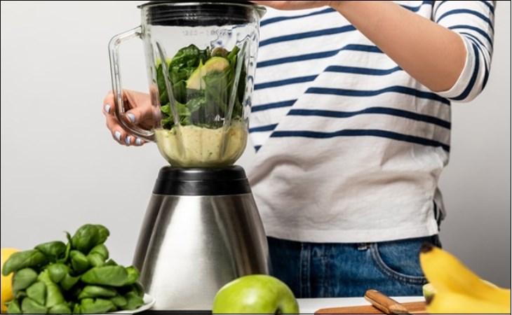 Bạn nên lắp cối xay vào thân máy sao cho đúng khớp