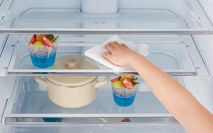 Thường xuyên vệ sinh tủ lạnh