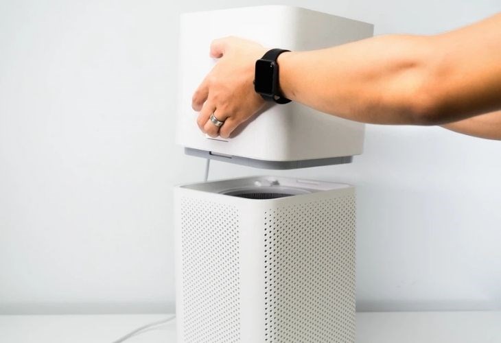 Nước trong bình không đủ là nguyên nhân máy lọc không khí không tạo ra độ ẩm