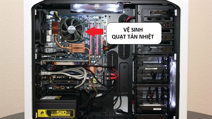 Bạn nhẹ nhàng làm sạch quạt tản nhiệt bằng cọ mềm và dụng cụ thổi bụi