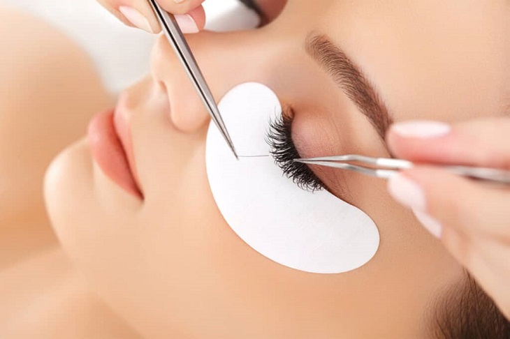 Chọn nhíp nối mi có kiểu dáng phù hợp