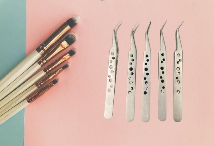 Nhíp tách cong có thiết kế đầu nhíp cong