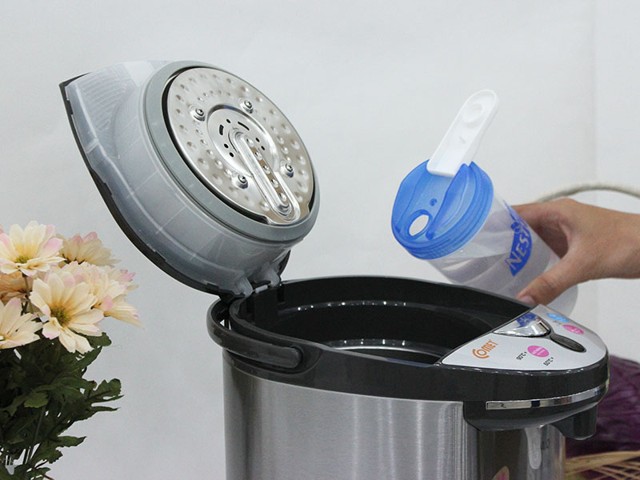 Binh-thuy-dien-5L-Comet-CM3266-2-2