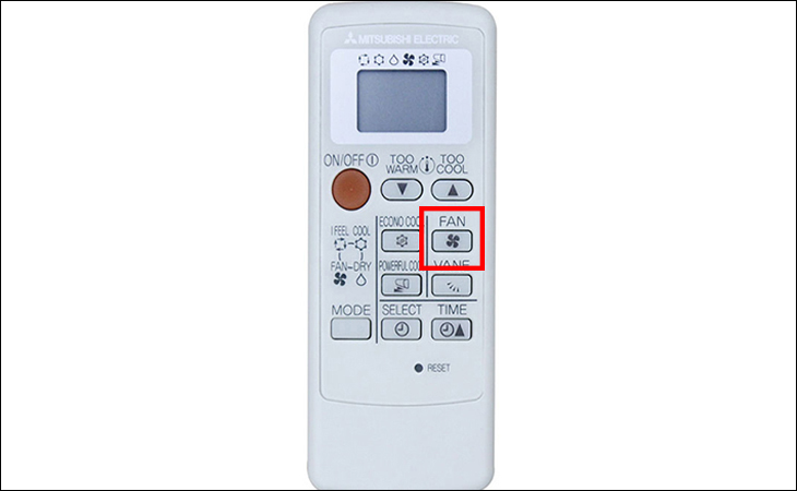 Để thay đổi chế độ hoạt động của quạt bạn hãy nhấn vào phím FAN