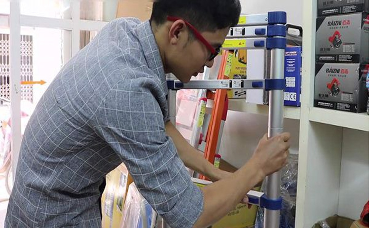 Chân thang đặc biệt quan trọng giúp thang đứng vững hơn