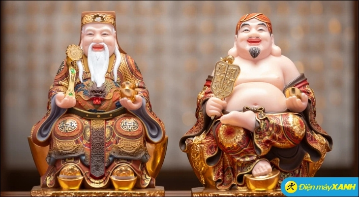 Thờ cúng Thần Tài và Thổ Địa (Ông Địa) mang ý nghĩa cầu mong tài lộc, bình an và thịnh vượng