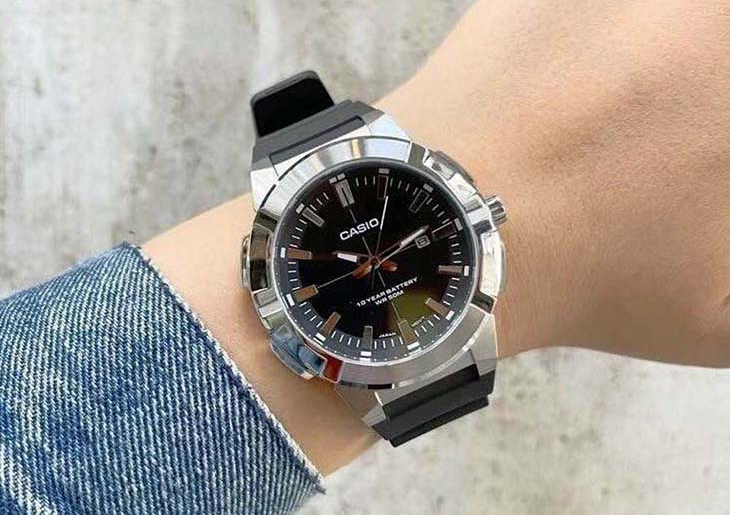 Đồng hồ Casio