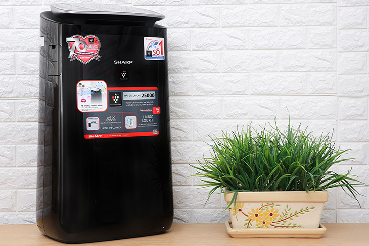 Máy lọc không khí Sharp FP-J80EV-H có cảm biến bụi mịn PM 2.5 giúp trả lại không gian trong lành cho ngôi nhà của bạn