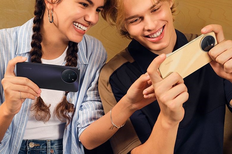 realme 11 4G sở hữu RAM 8GB cùng bộ nhớ trong 256GB rộng lớn