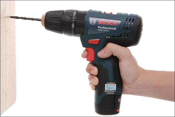 Máy khoan động lực pin Bosch GSB 120-LI 12V hiể thị đèn thông báo mức sạc pin nhờ công nghệ Charghe Level Indicatior