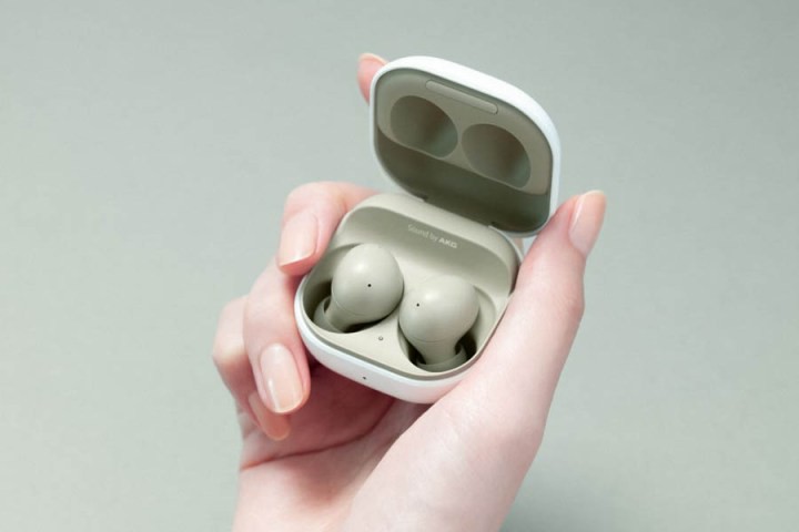 Tính năng kết nối liền mạch mới Galaxy Bud2