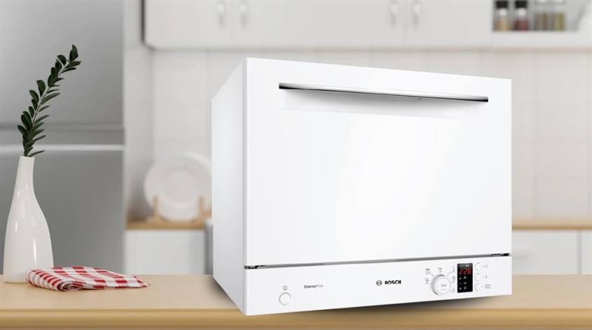 Máy rửa chén mini Bosch SKS62E32EU có thiết kế nhỏ gọn phù hợp với gia đình có 1 đến 2 người dùng