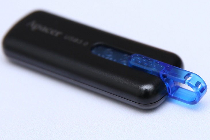 USB 3.0 16 GB Apacer AH354