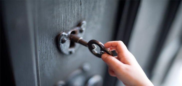 Ổ khóa kim loại xưa đã được dựa trên nguyên lý đòn bẩy
