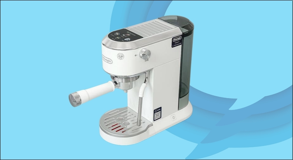 Máy pha cà phê Delonghi EC890.WI thuộc thương hiệu Ý, tạo ra ly cà phê hấp dẫn, đúng khẩu vị