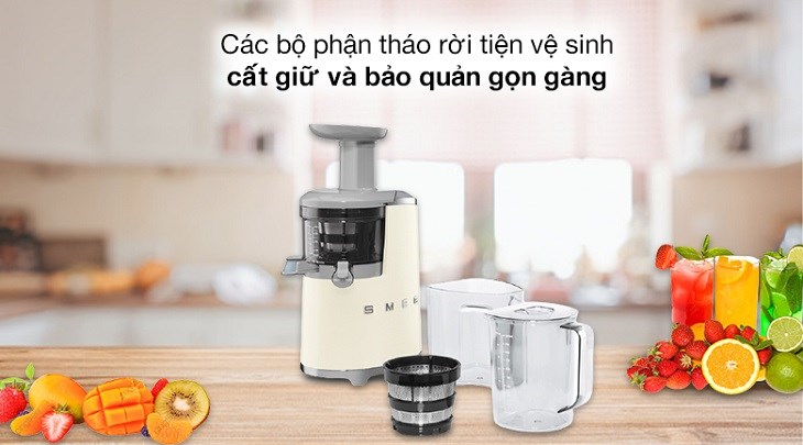 Các bộ phận của máy ép chậm Smeg dễ tháo rời và vệ sinh tiện lợi