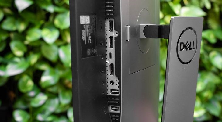 UltraSharp được trang bị đầy đủ các cổng kết nối