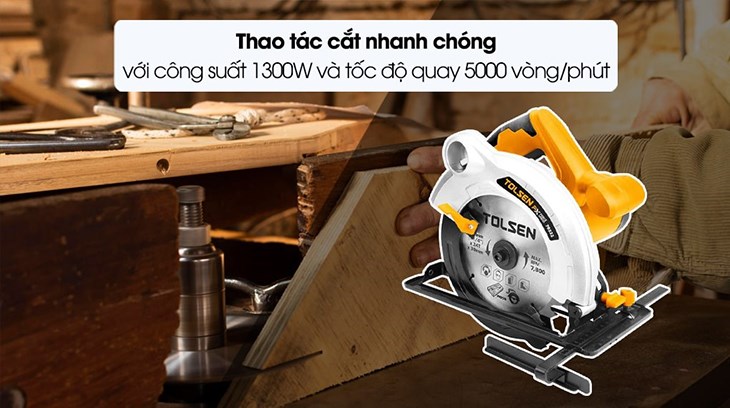 Máy cắt gỗ Tolsen 79532 1300W có công suất lớn, giúp cắt vật liệu nhanh chóng, tiết kiệm thời gian