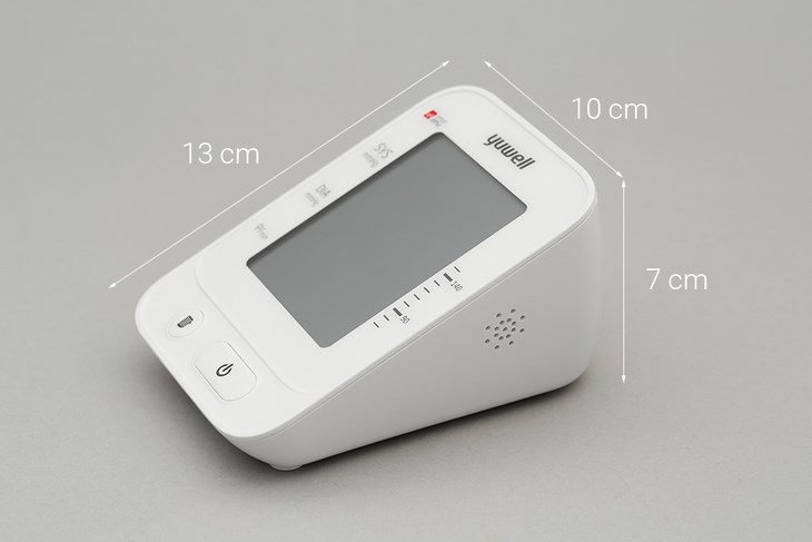 Máy đo huyết áp bắp tay điện tử Yuwell YE660E phù hợp để sử dụng tại các gia đình vì tính tiện lợi và thao tác dễ dàng