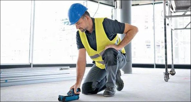 Máy dò đa năng Bosch D-tect 200 C 12V có thể sử dụng để tìm kiếm những vật kim loại có kích thước nhỏ