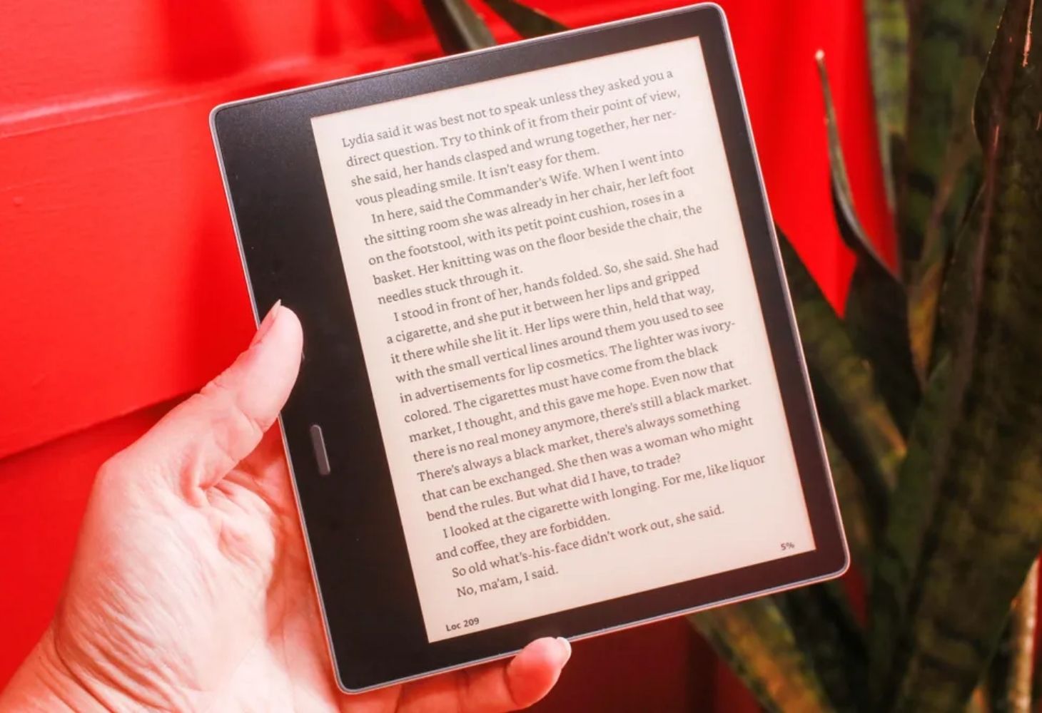 Kindle Oasis mang đến trải nghiệm đọc sách sang trọng