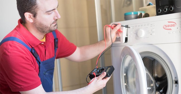 Kiểm tra nguồn điện có đang hoạt động bình thường hay không