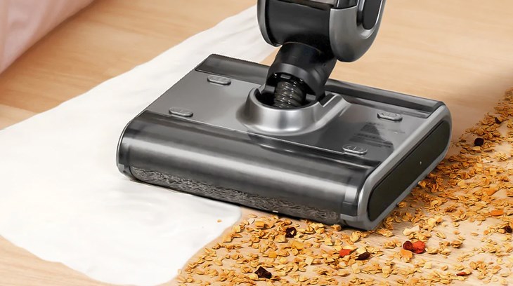 Máy hút bụi không dây Uwant X100 được thiết kế bàn chải con lăn kép có thể lau, hút cả bụi khô và ướt dễ dàng, giúp người dùng tiết kiệm công sức dọn dẹp