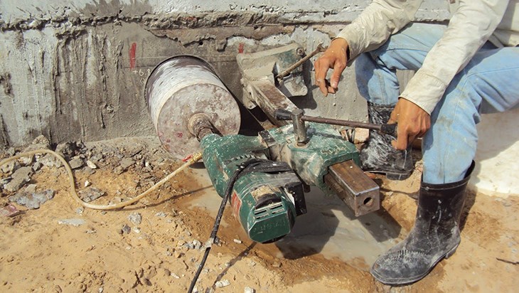 Máy khoan rút lõi bê tông khoan thí nghiệm công trình