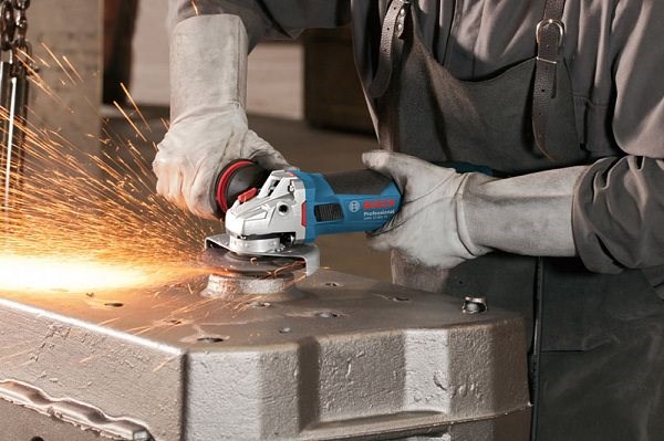 Máy mài Bosch có mức giá đa dạng, phù hợp với nhiều đối tượng người dùng với tầm giá trung bình từ 900.000 - 2.500.000 đồng