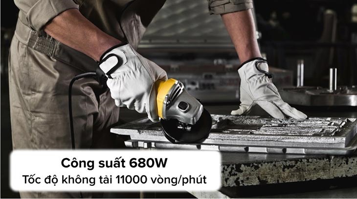 Máy mài góc Stanley STGT6100-B1 680W hoạt động với công suất 680W, có độ rung và độ ồn thấp, giảm thiểu tình trạng ê tay