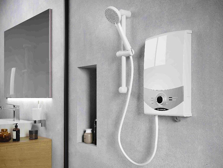 Máy nước nóng trực tiếp Ariston 4500W Aures SM45PE SBS VN