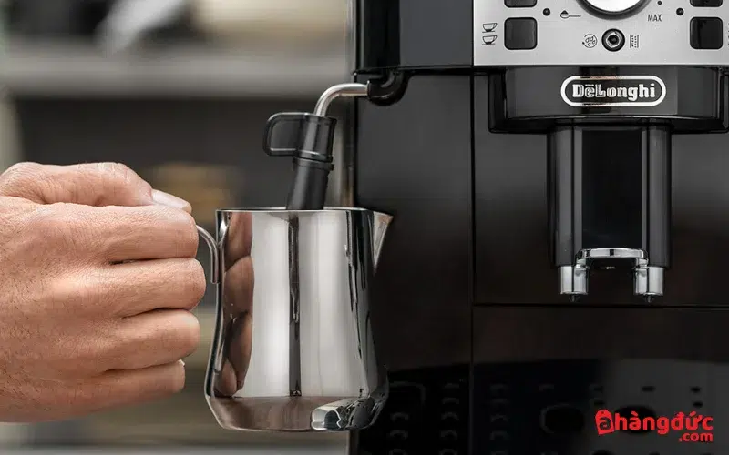 Vòi đánh sữa truyền thống giúp bạn pha chế đa dạng các loại thức uống khác nhau
