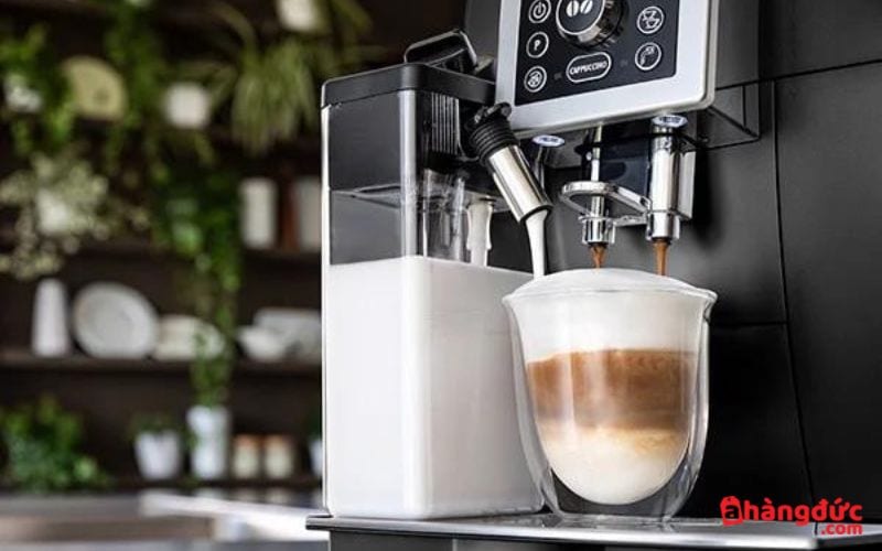 Delonghi ECAM23.460.B tích hợp chức năng pha cappuccino tự động
