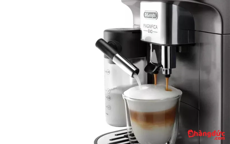 Hệ thống Latte Crema sáng tạo mang đến cho bạn những lớp bọt sữa mịn màng như nhung