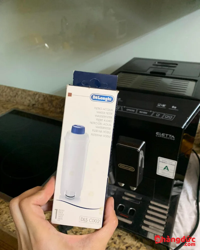Ảnh thực tế của máy pha cà phê Delonghi ECAM44.660.B - 1