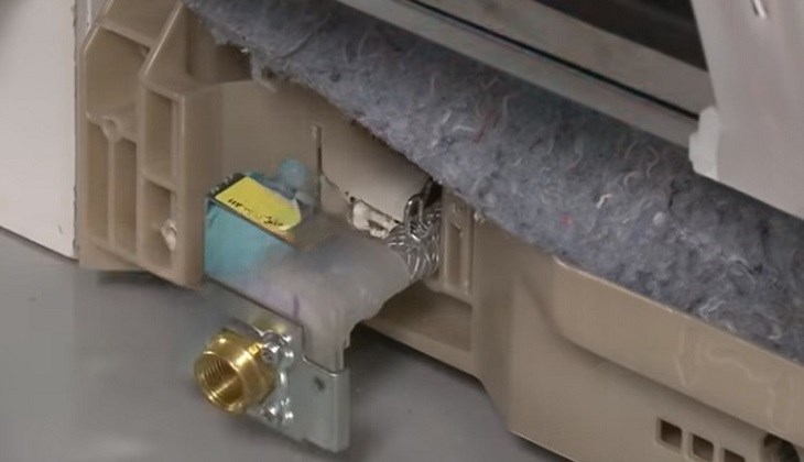 Van nạp cấp nước của máy rửa bát công nghiệp