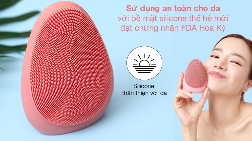 Máy rửa mặt Emmié Facial Cleansing Brush So Sweet sử dụng an toàn cho da với thiết kế bề mặt silicon thế hệ mới