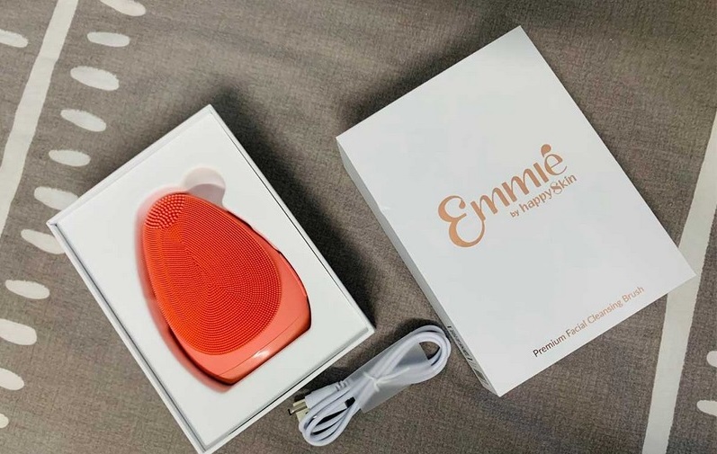 Máy rửa mặt và massage Emmié So Sweet đang bán với giá 860.000 (cập nhật 06/2023 và có thể thay đổi theo thời gian)